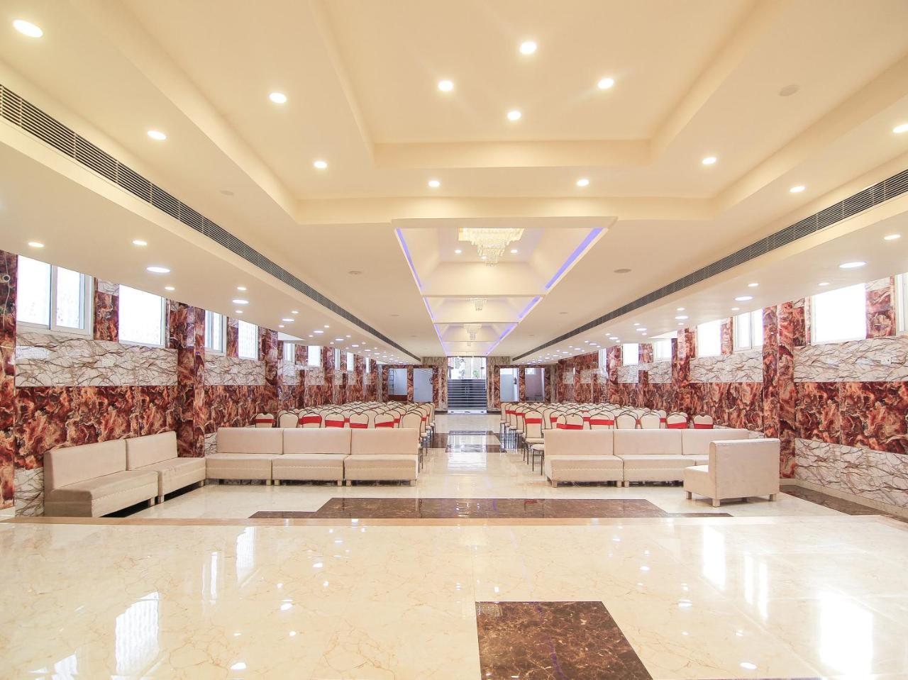 Maple Delite Hotel Lucknow Exterior photo